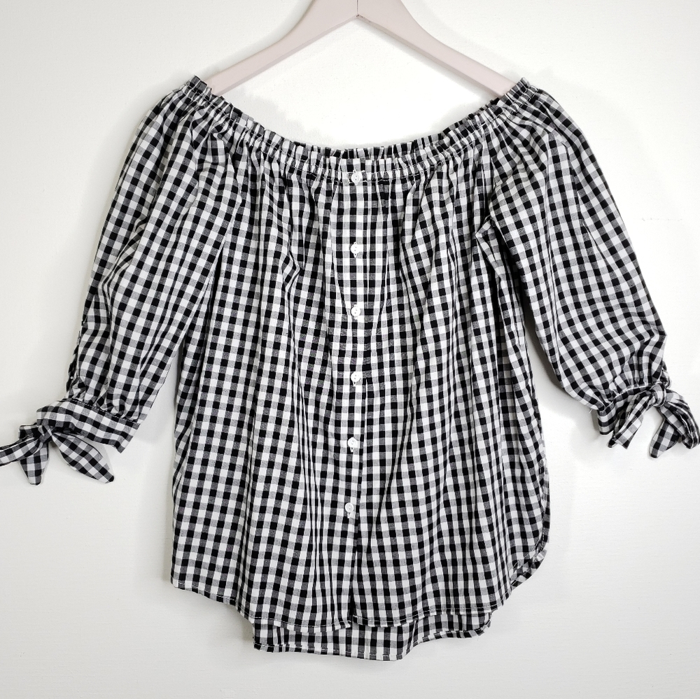 Caution to the Wind Gingham Check Off Shou…